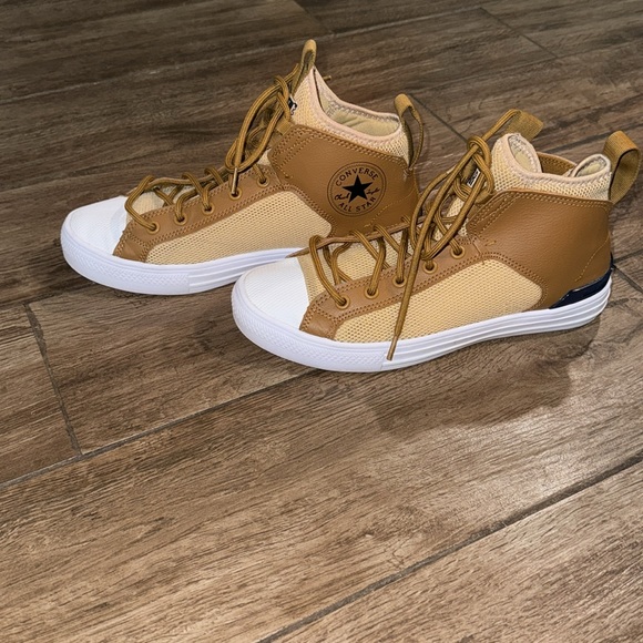 UNISEX CONVERSE CHUCK TAYLOR ALL STAR SNEAKER SHOES - Picture 3 of 9